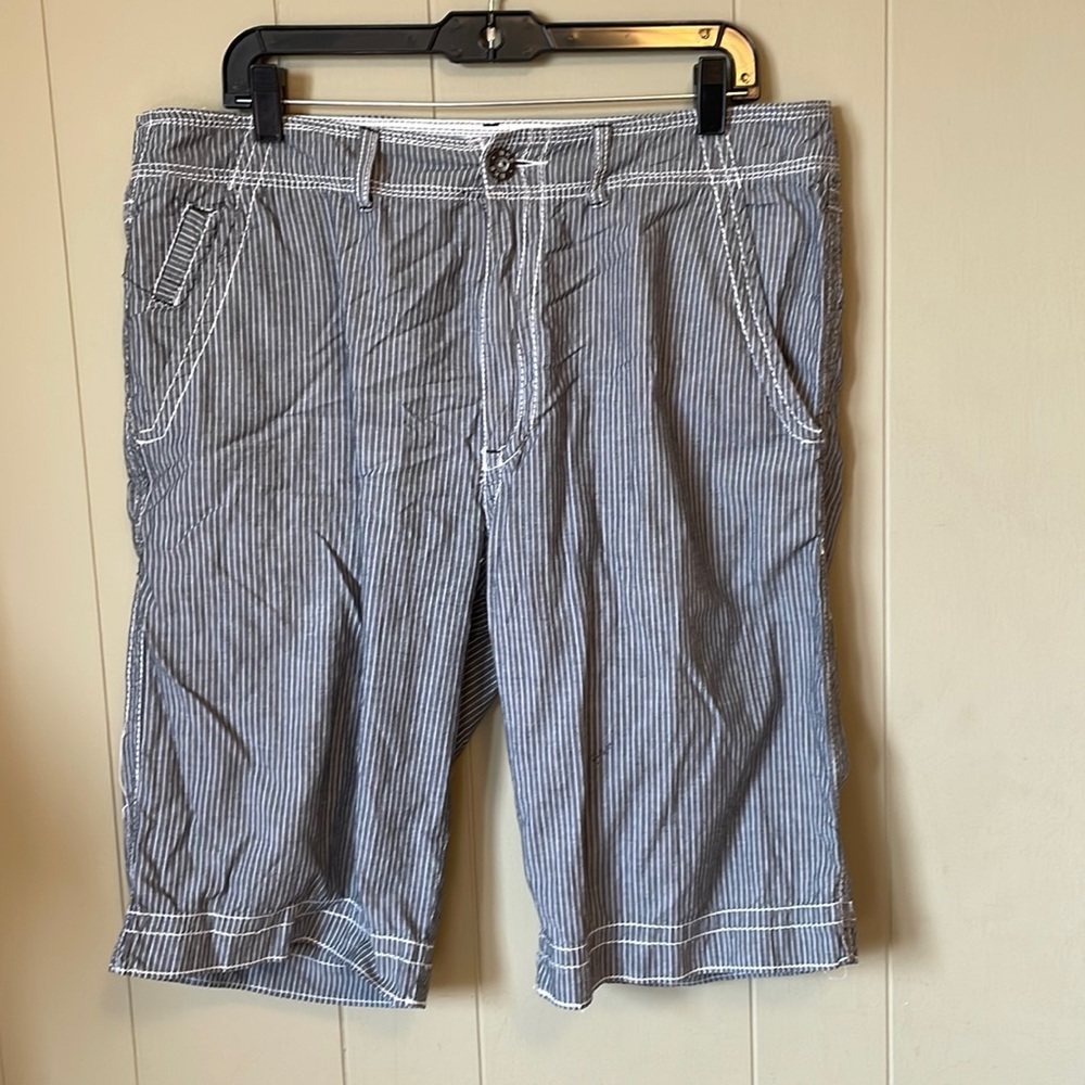 BKE Cotton Shorts Sz 36